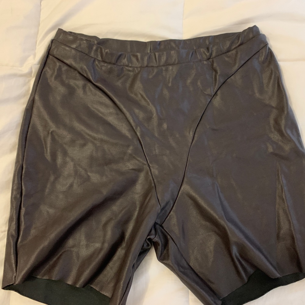 SKIMS FAUX LEATHER BIKE SHORTS SIZE XL DARK BROWN